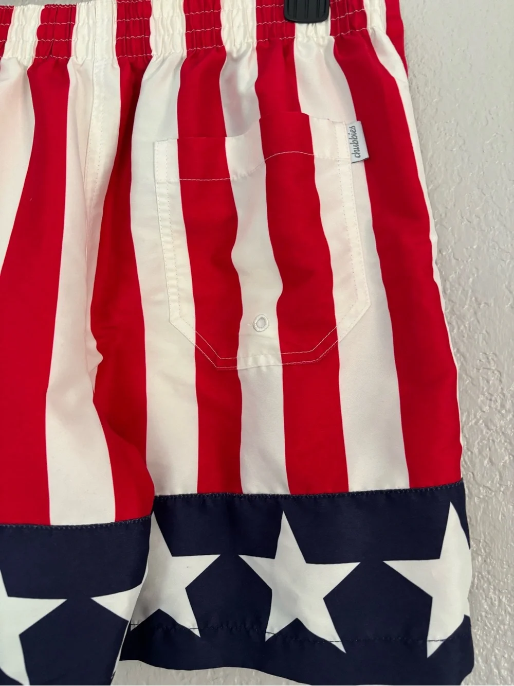 chubbies bold red